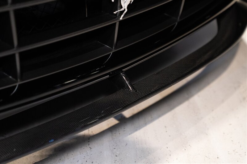 Used 2014 Ferrari F12 Berlinetta RWD image 10