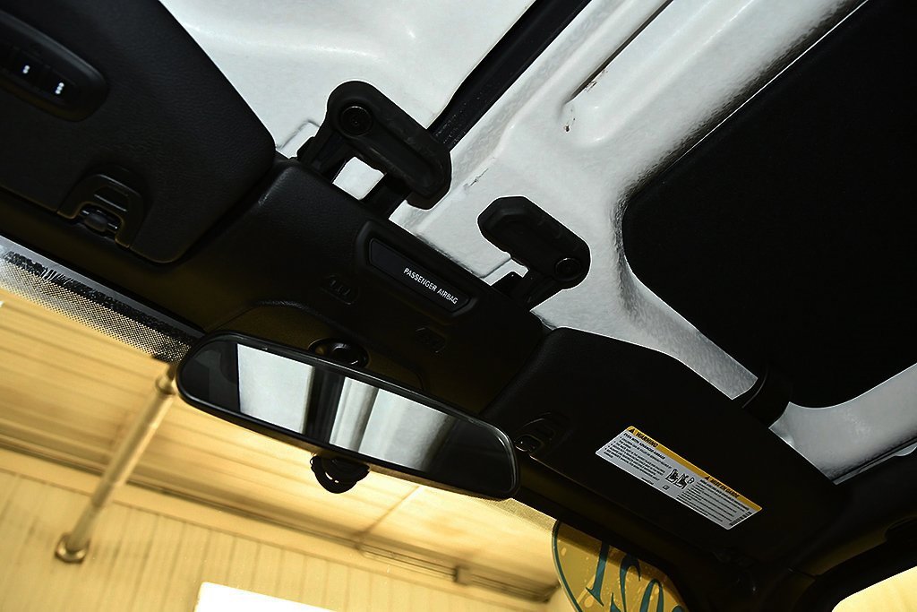 Used 2021 Jeep Gladiator Sport image 21