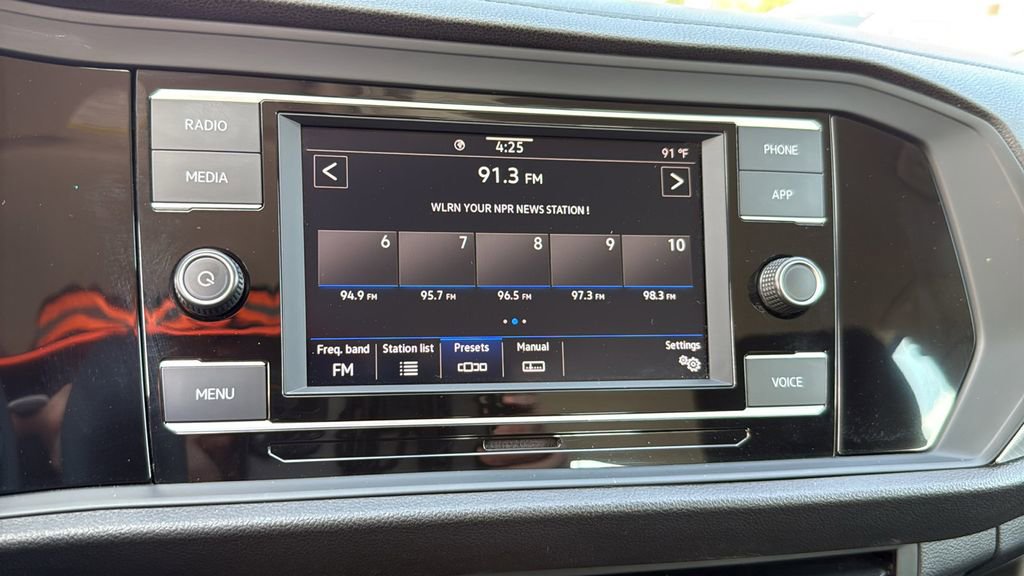 Used 2023 Volkswagen Jetta S FWD image 35