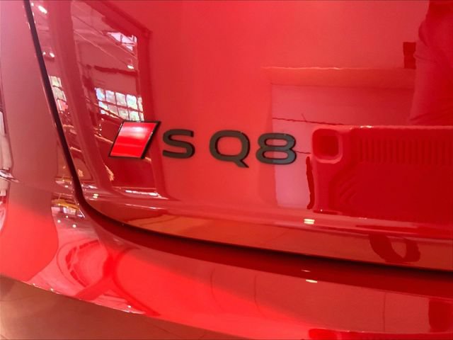 New 2026 Audi SQ8 Prestige AWD/4WD image 7