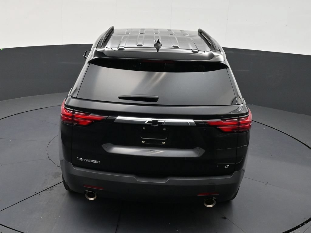 Used 2023 Chevrolet Traverse LT FWD image 14