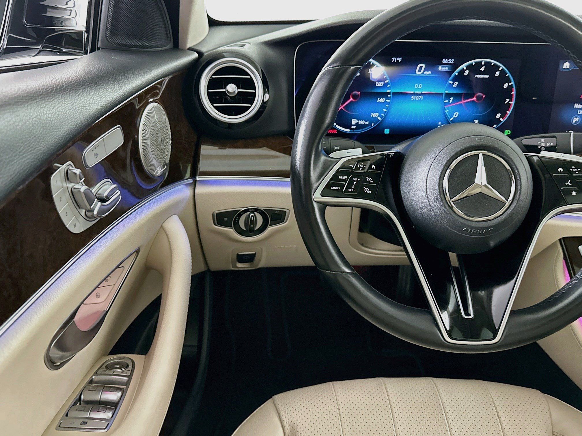Used 2021 Mercedes-Benz E 350 4MATIC Sedan image 10