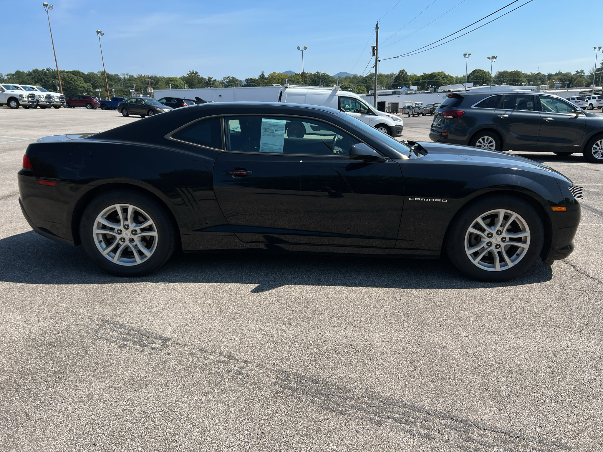 Used 2015 Chevrolet Camaro LT RWD image 2
