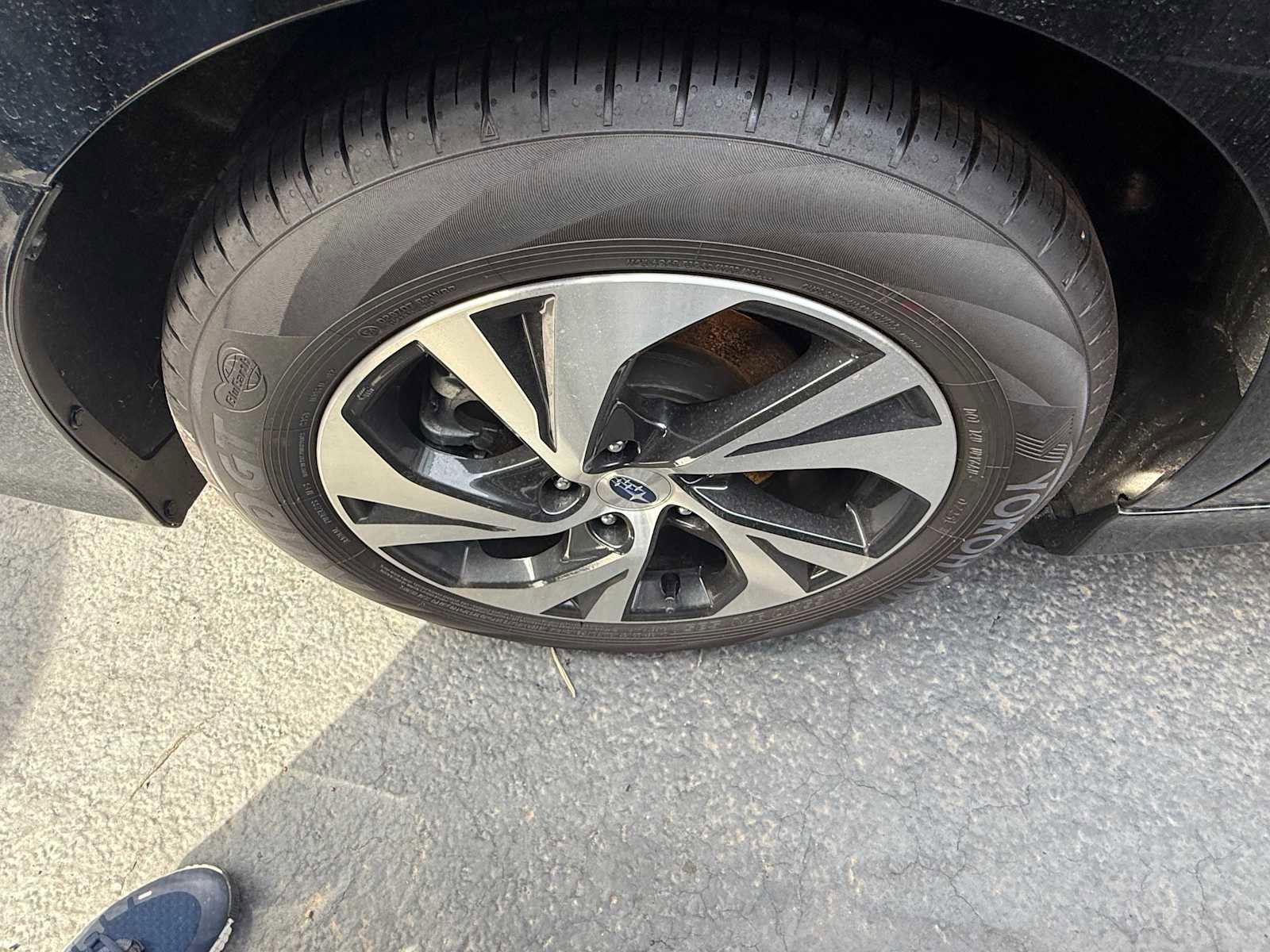 Certified 2025 Subaru Legacy Premium image 5