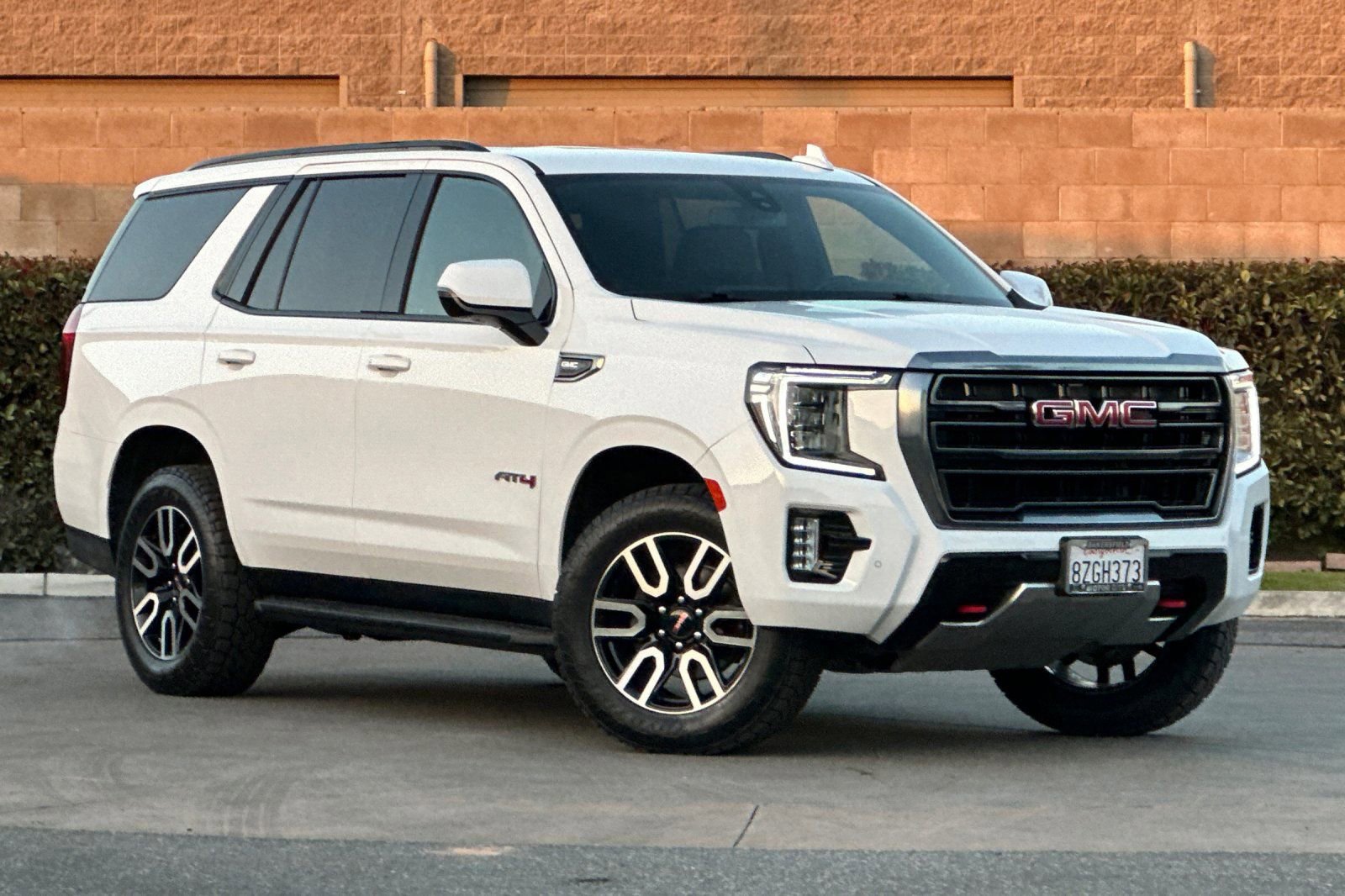 Certified 2022 GMC Yukon AT4 image 2