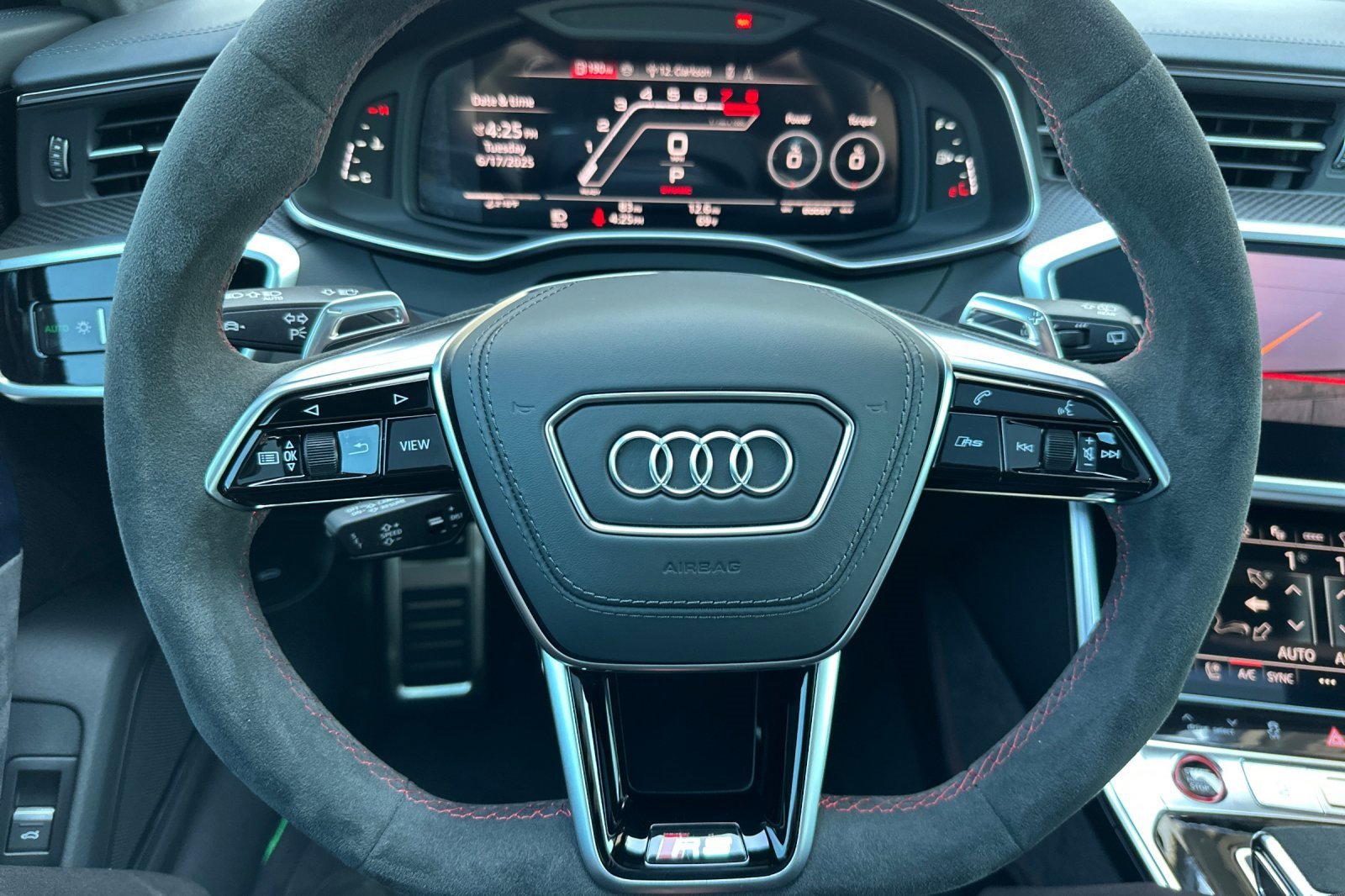 New 2025 Audi RS 6 performance image 23