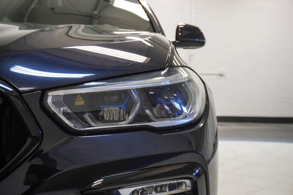 Used 2021 BMW X6 M50i w/ Executive Package image 44