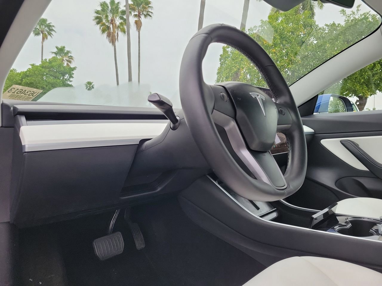 Used 2020 Tesla Model 3 image 18