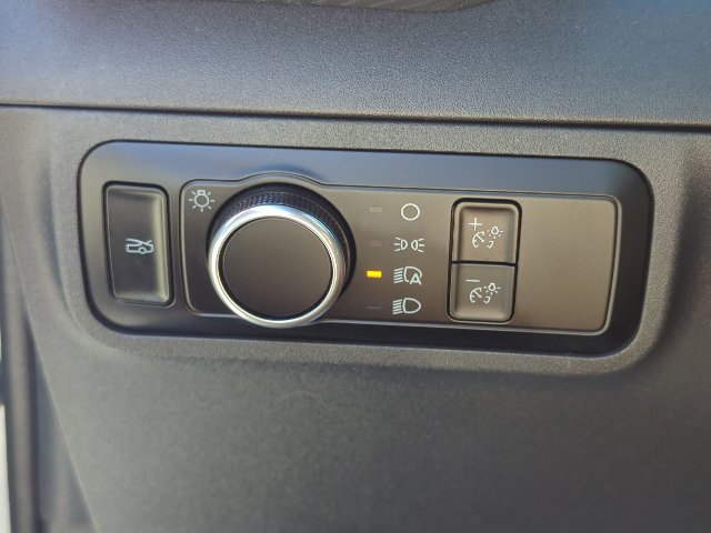 Used 2024 Ford Mustang GT RWD image 31