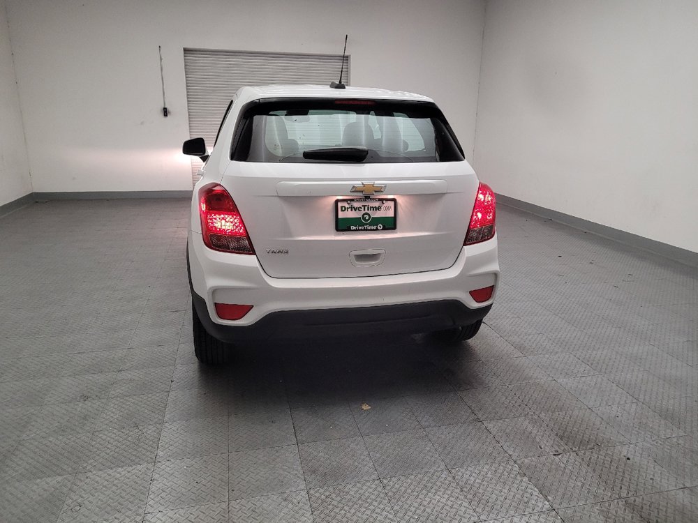 Used 2021 Chevrolet Trax LS FWD image 6