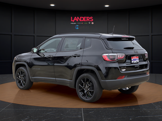 New 2026 Jeep Compass Latitude AWD/4WD image 2