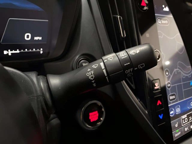 Used 2025 Subaru Forester Premium AWD/4WD image 42