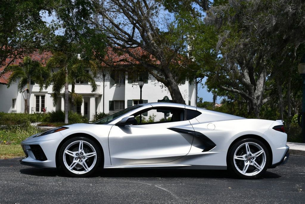 Used 2024 Chevrolet Corvette Stingray Coupe w/ Chrome Exterior Badge Package RWD image 22
