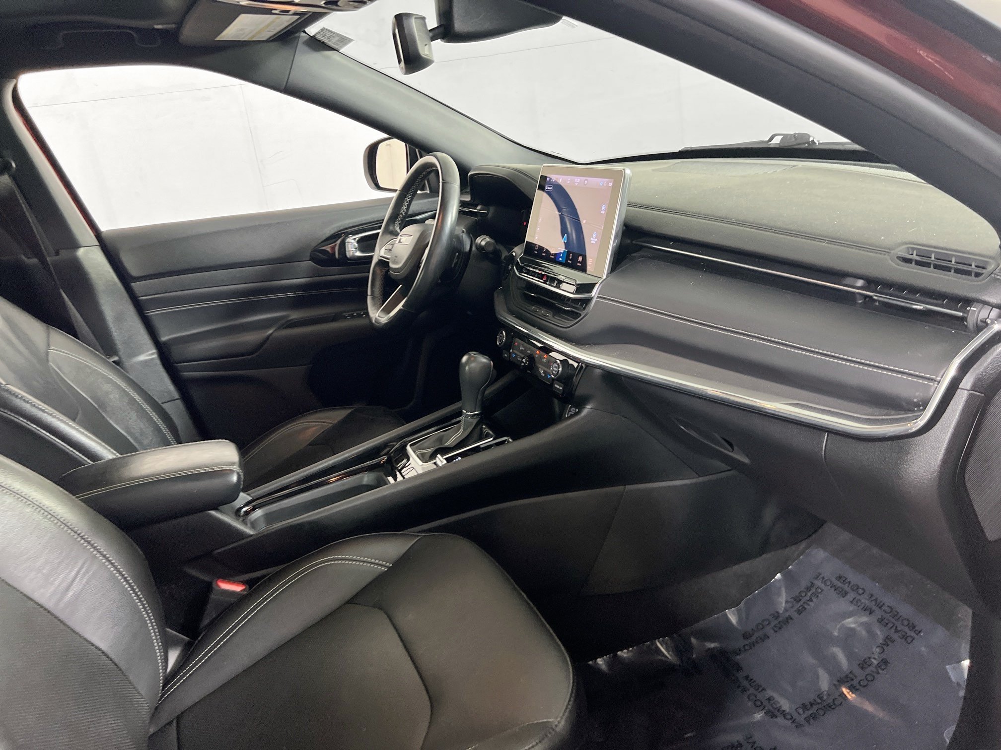Used 2022 Jeep Compass High Altitude AWD/4WD image 30