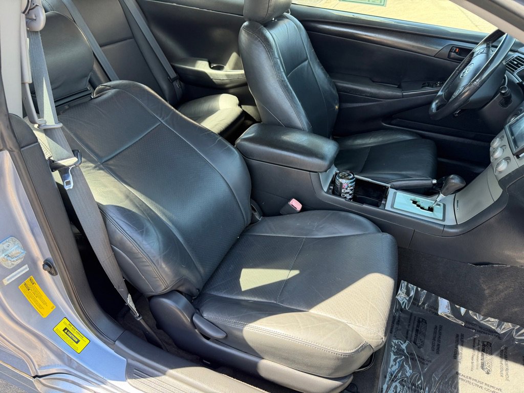 Used 2004 Toyota Solara SE image 27