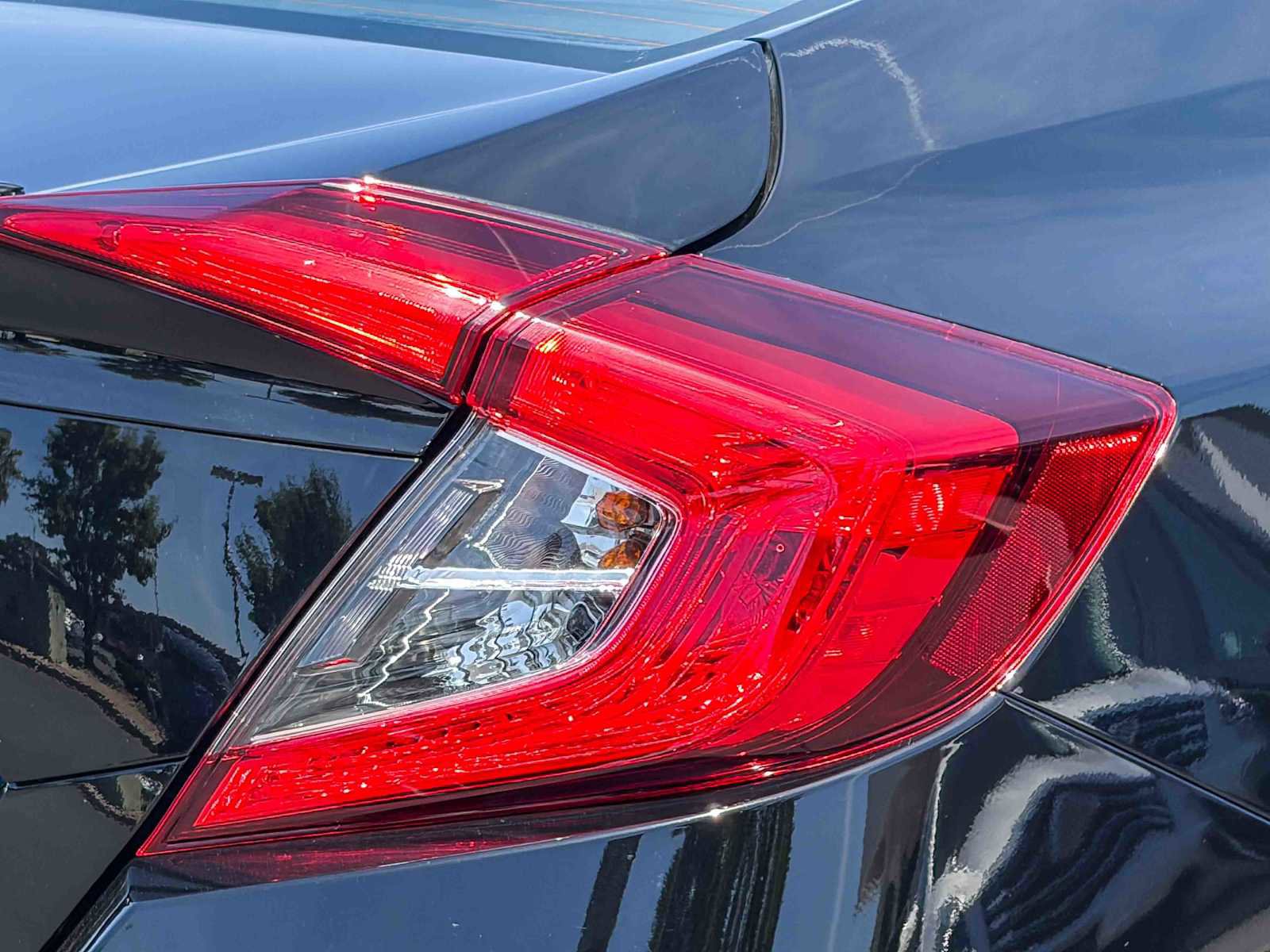 Used 2021 Honda Civic EX image 8