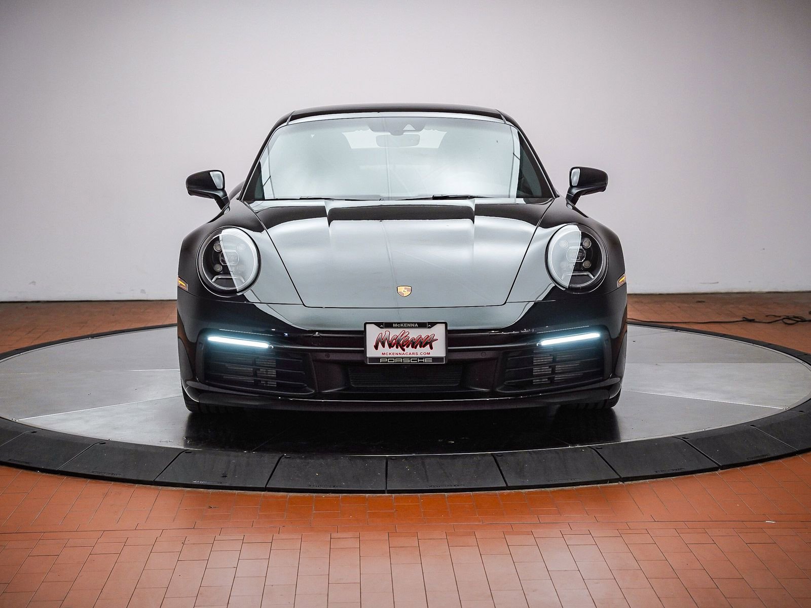 Certified 2023 Porsche 911 Carrera RWD image 7