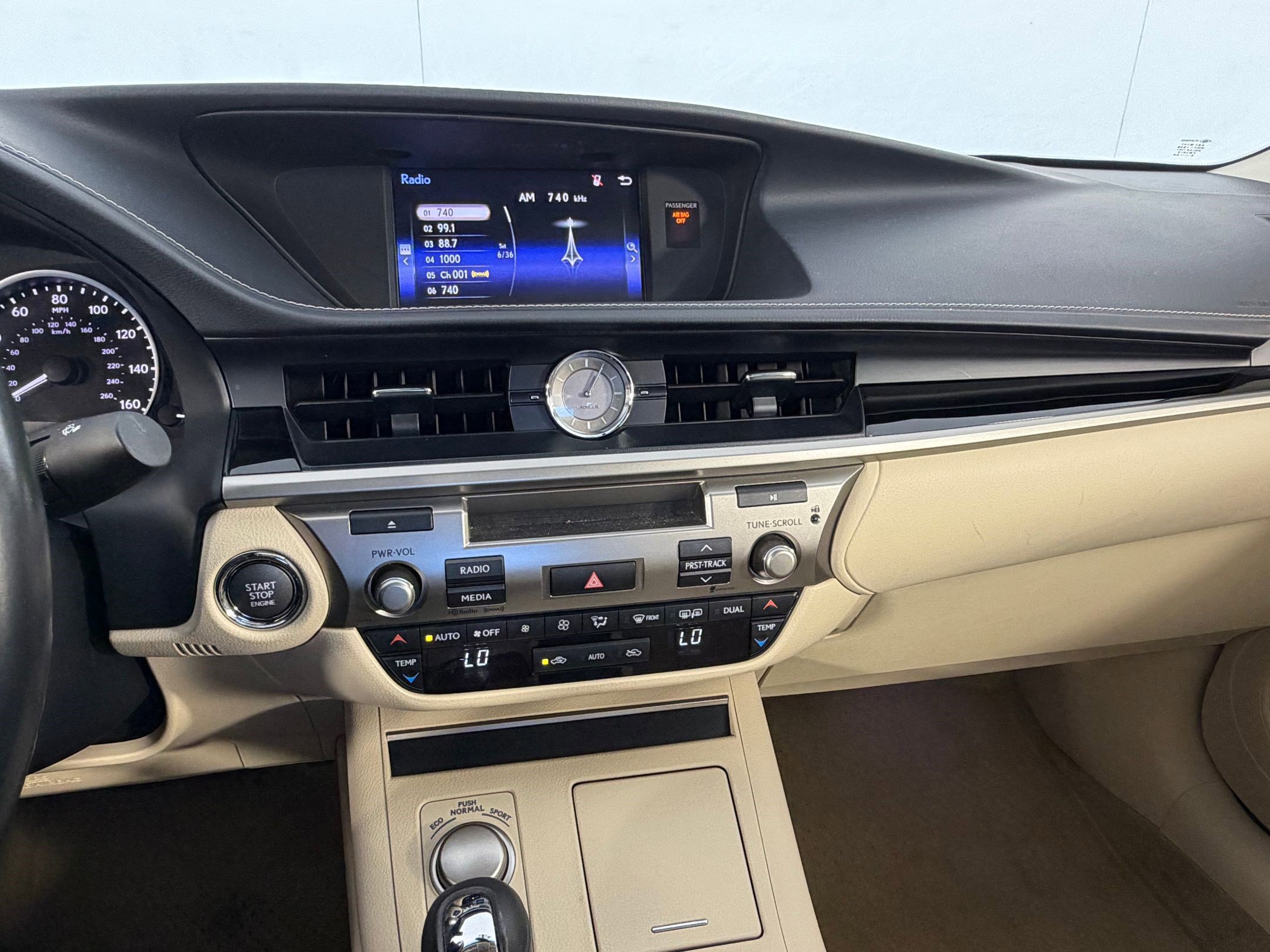 Used 2015 Lexus ES 350 image 25