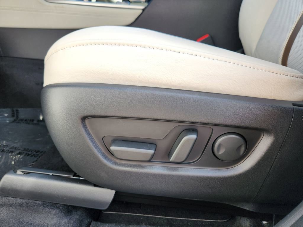 New 2025 MAZDA CX-90 Plug-In Hybrid w/ Premium Plus image 12