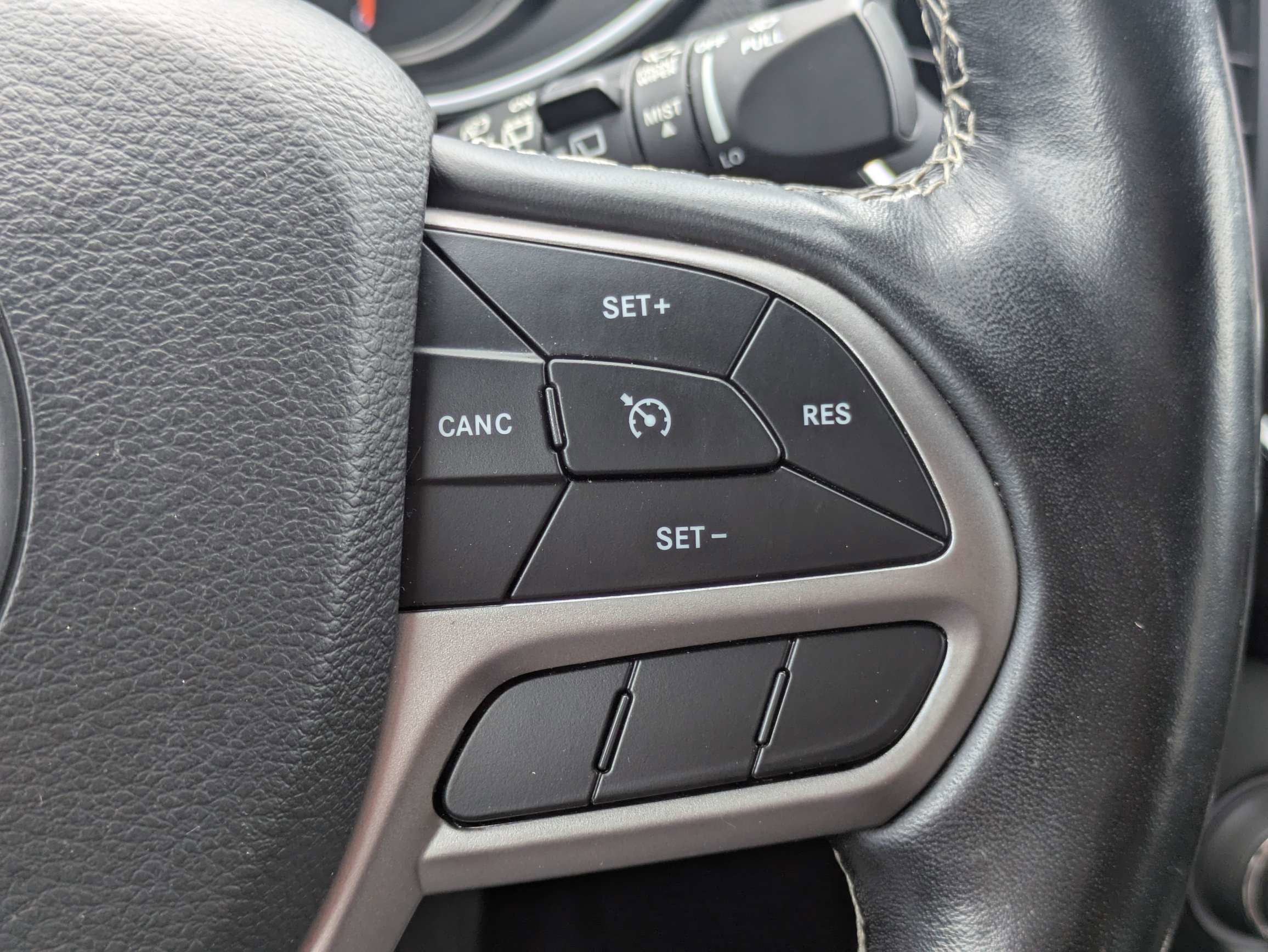 Used 2021 Jeep Cherokee Latitude Lux 80th Anniv w/ Quick Order Package 2YU 80th AWD/4WD image 17
