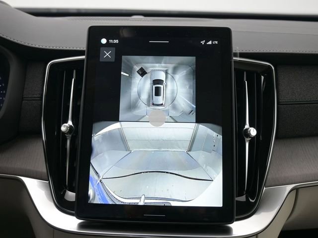 New 2026 Volvo XC90 B6 Ultra w/ Protection Package image 22