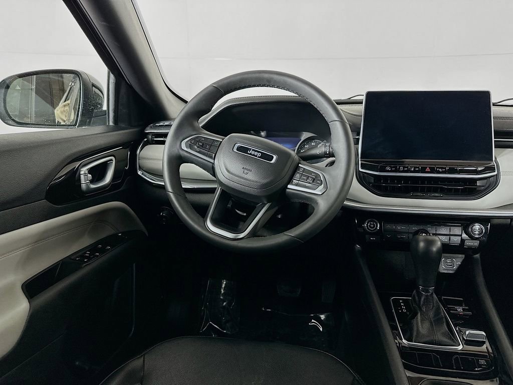Certified 2023 Jeep Compass Limited w/ Elite Group image 33