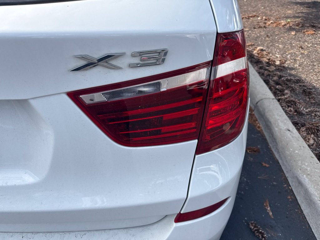 Used 2016 BMW X3 xDrive28i AWD/4WD image 8
