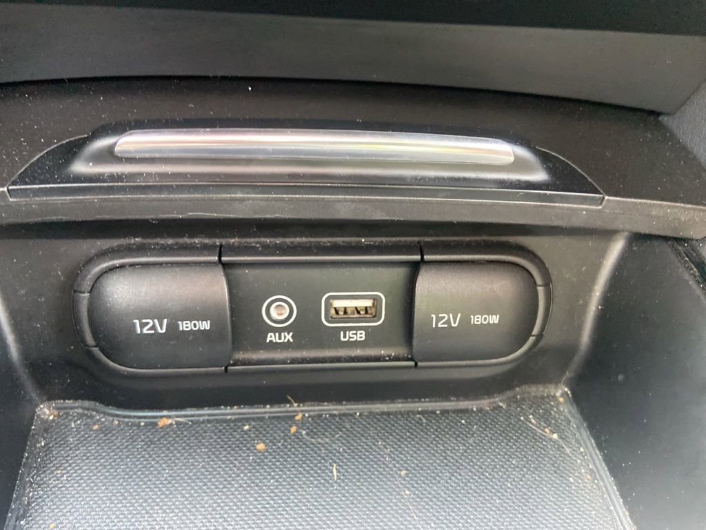 Used 2017 Kia Optima LX w/ Option Group 014 FWD image 18