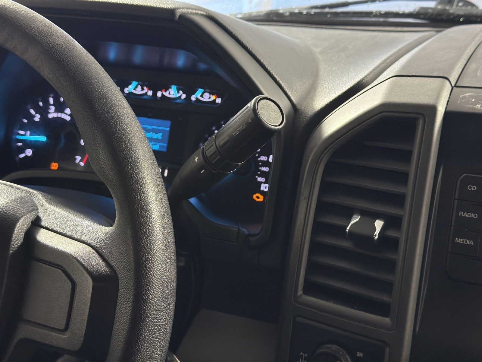 Used 2018 Ford F350 XL image 21