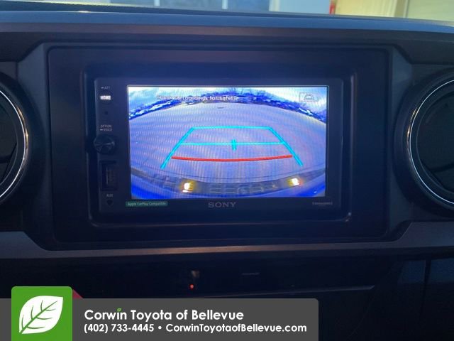 Used 2017 Toyota Tacoma TRD Off-Road image 19