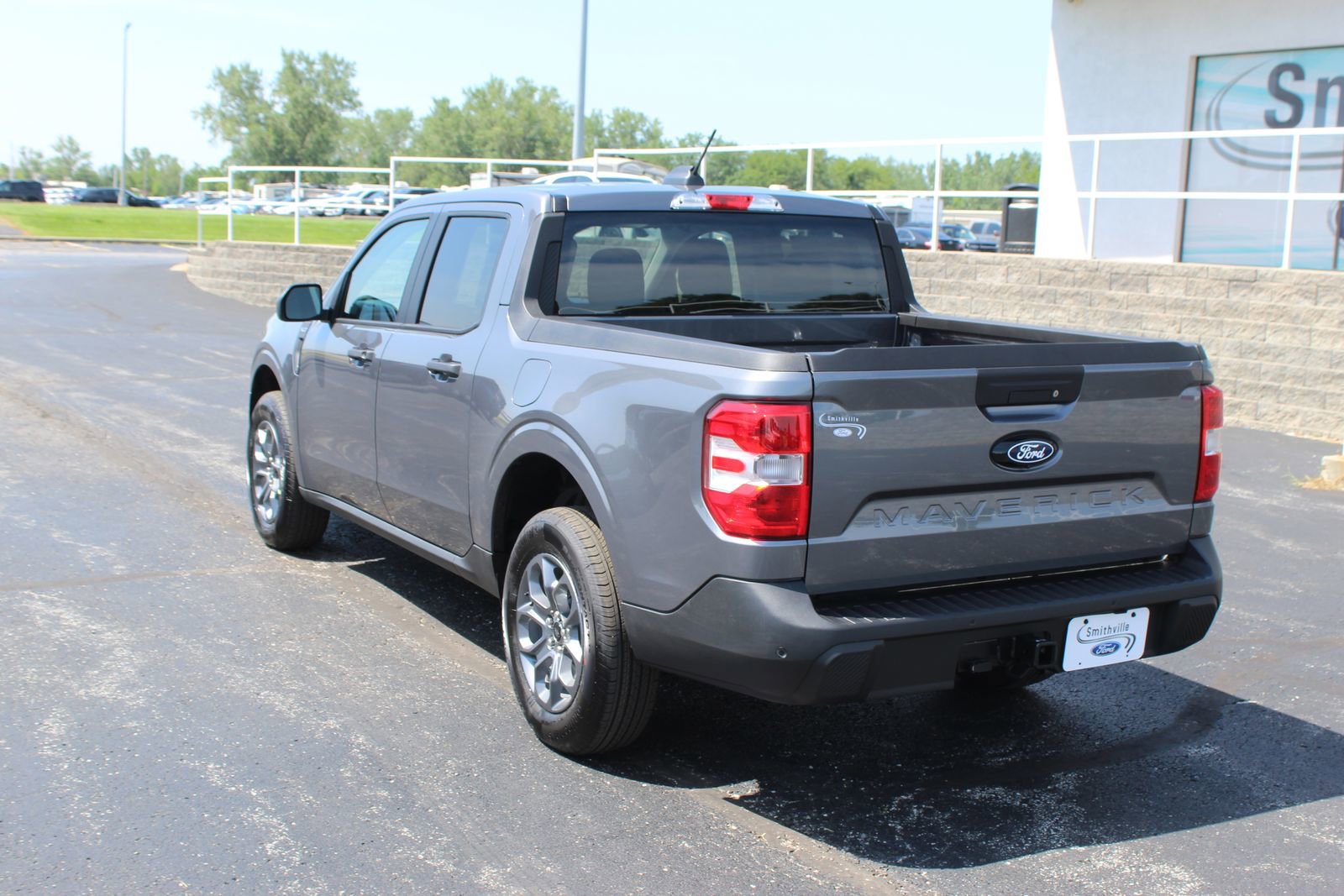 New 2025 Ford Maverick XLT image 3