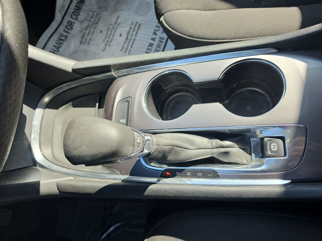 Used 2022 Chevrolet Malibu LT FWD image 27