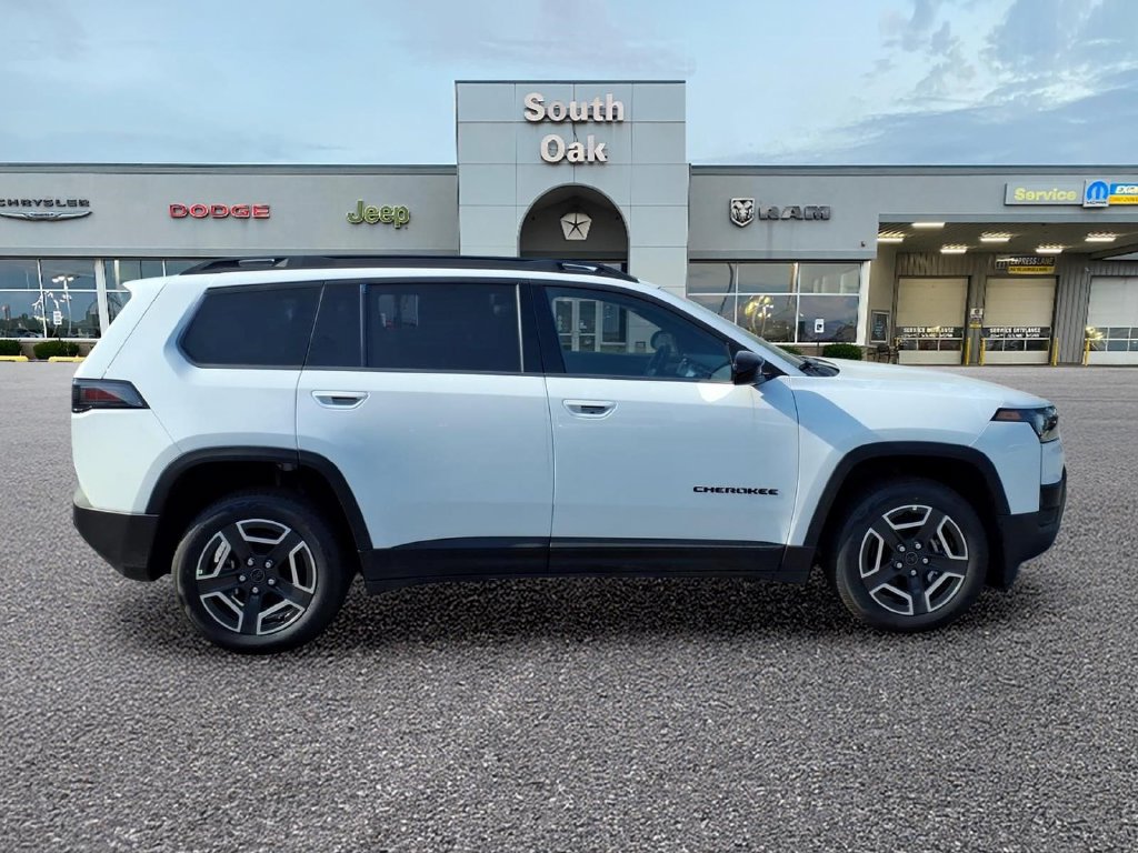 New 2026 Jeep Cherokee Laredo AWD/4WD image 2