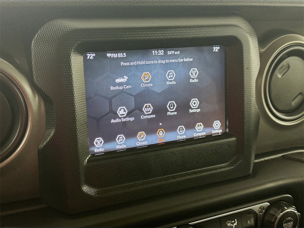 Used 2022 Jeep Gladiator Willys image 19