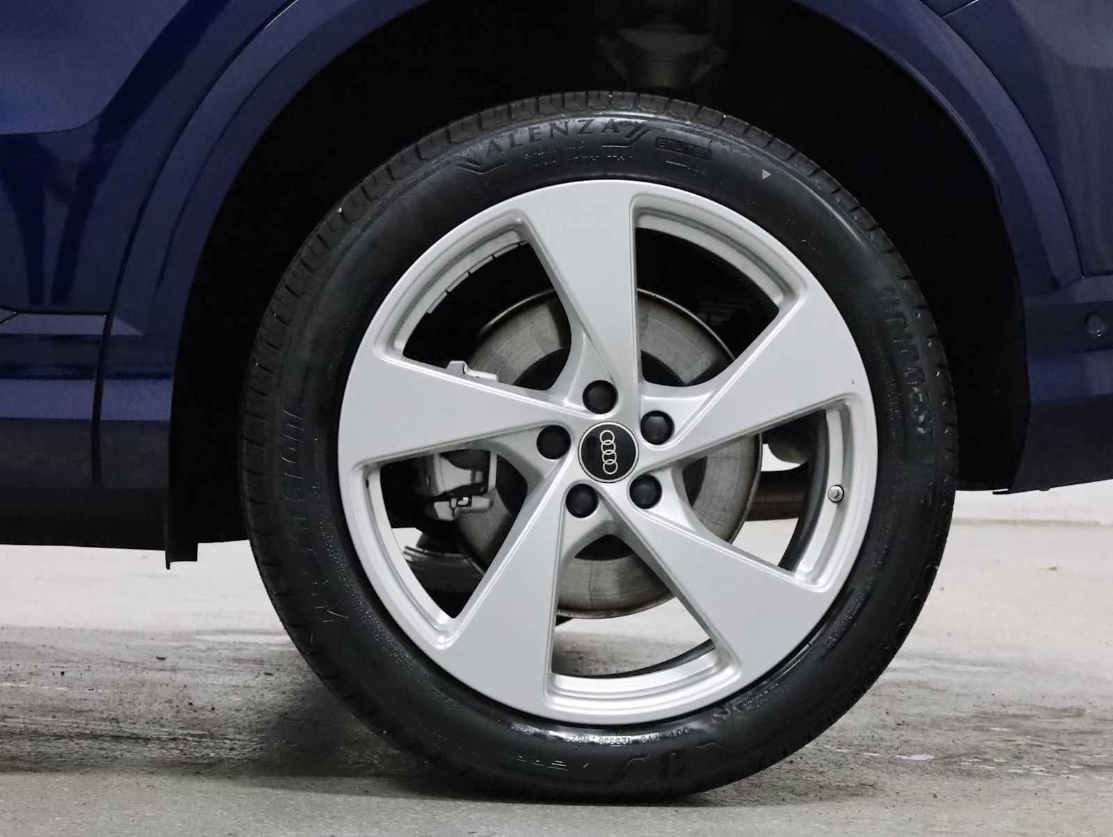 Certified 2025 Audi Q5 Premium Plus AWD/4WD image 37