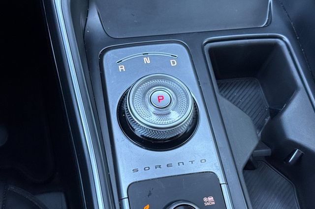 Certified 2025 Kia Sorento EX AWD/4WD image 30