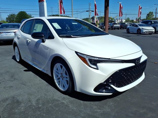 New 2026 Toyota Corolla SE FWD video 1