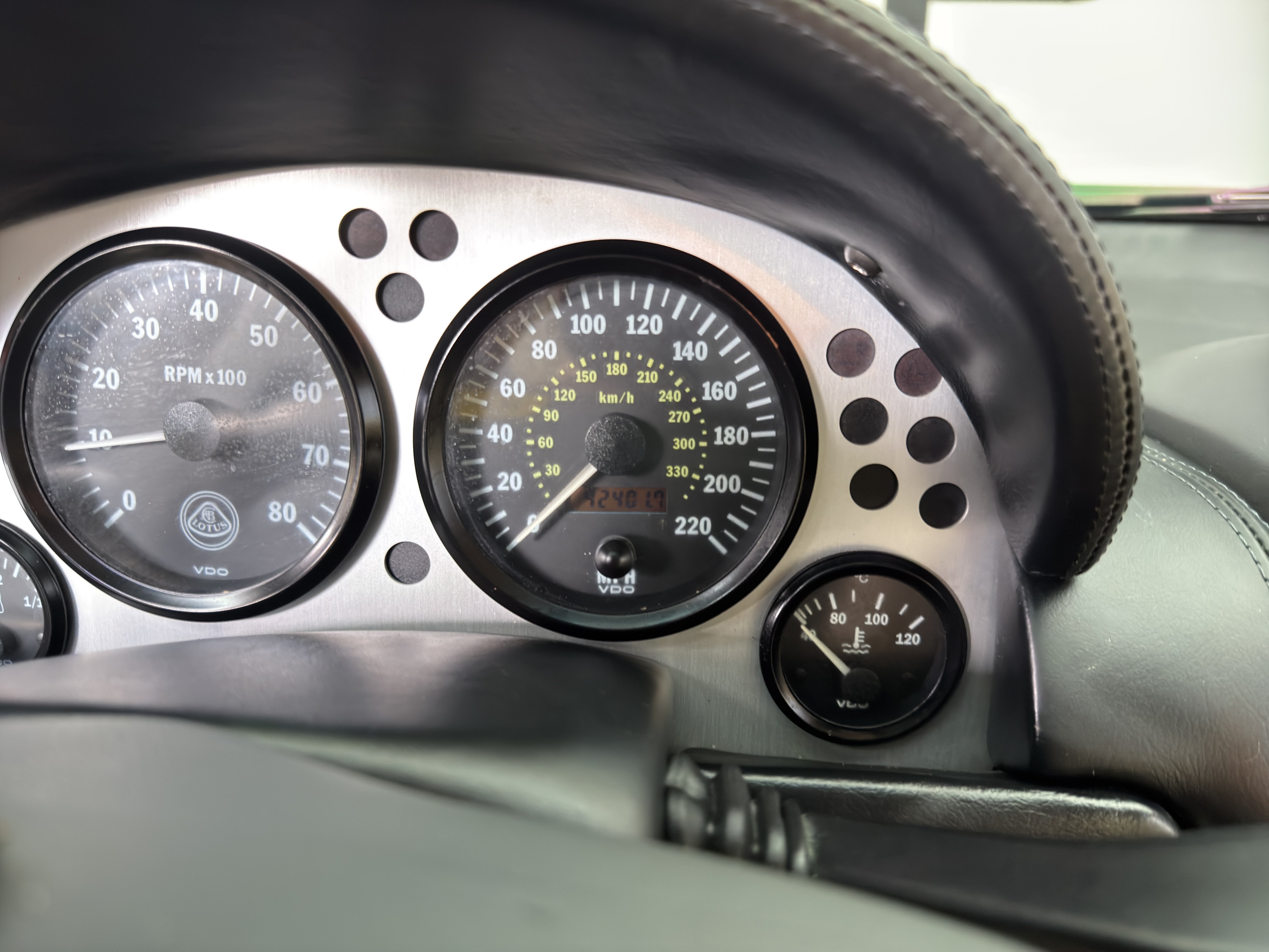 Used 2002 Lotus Esprit RWD image 23