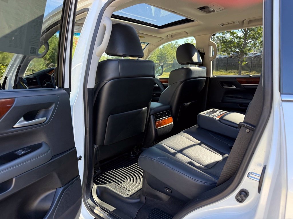 Certified 2020 Lexus LX 570 4WD w/ Luxury Package image 29