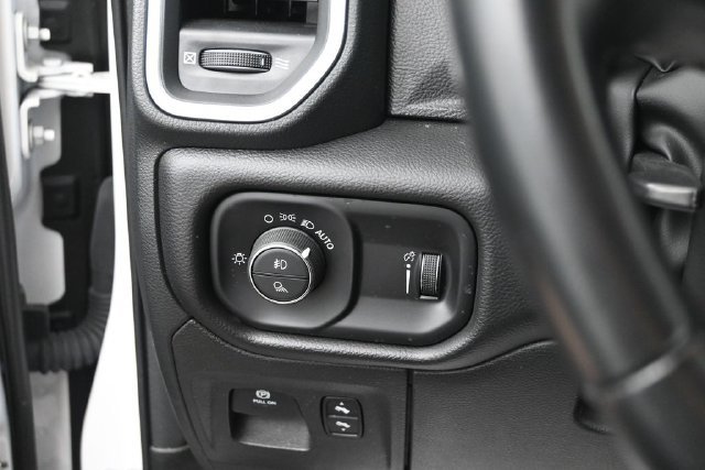 Used 2022 RAM 1500 Big Horn AWD/4WD image 27