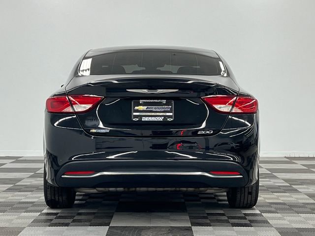 Used 2015 Chrysler 200 Limited FWD image 6