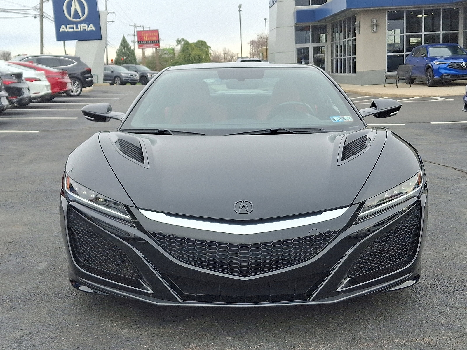 Used 2017 Acura NSX image 2