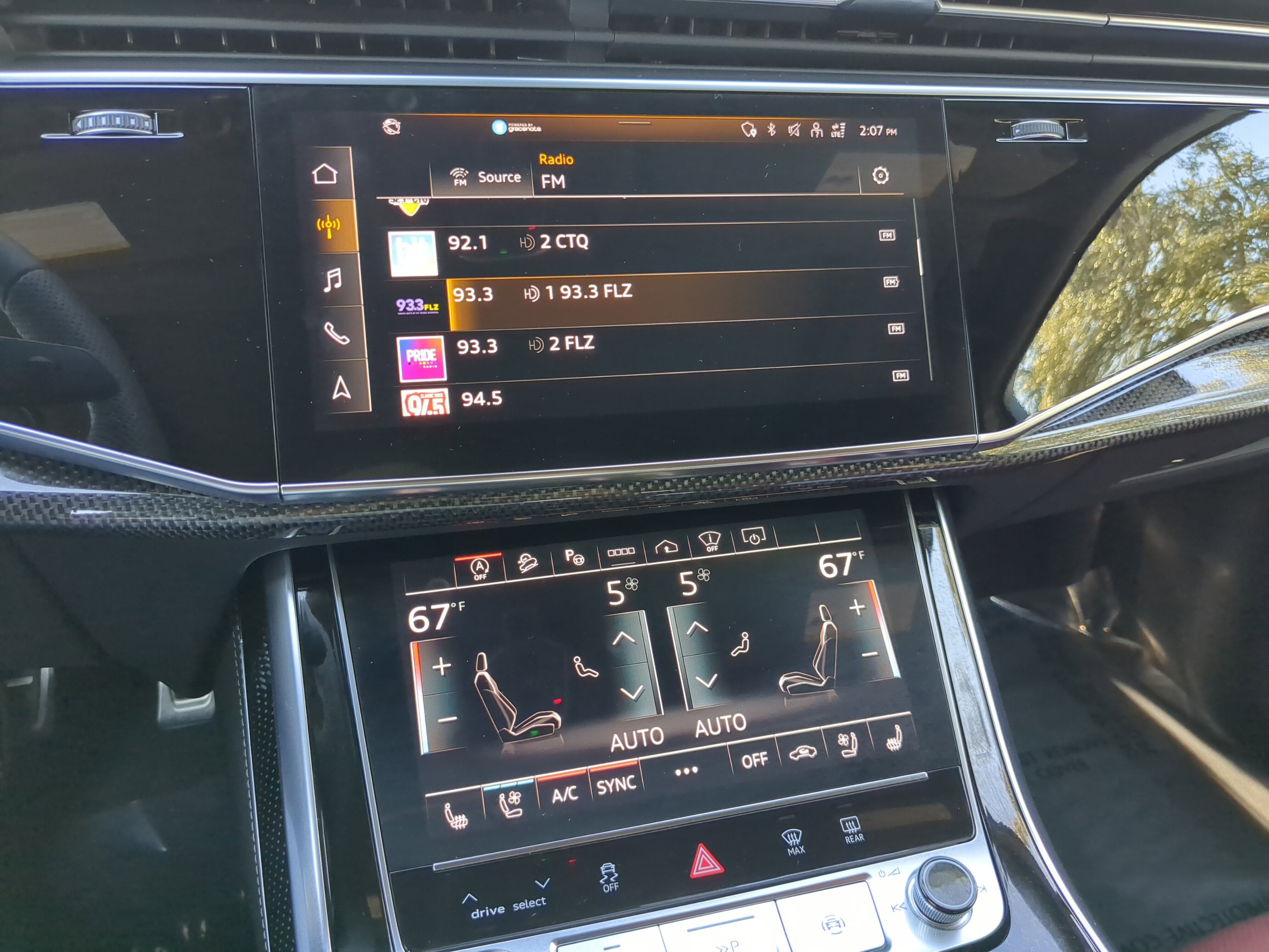 Used 2024 Audi SQ7 Prestige image 24