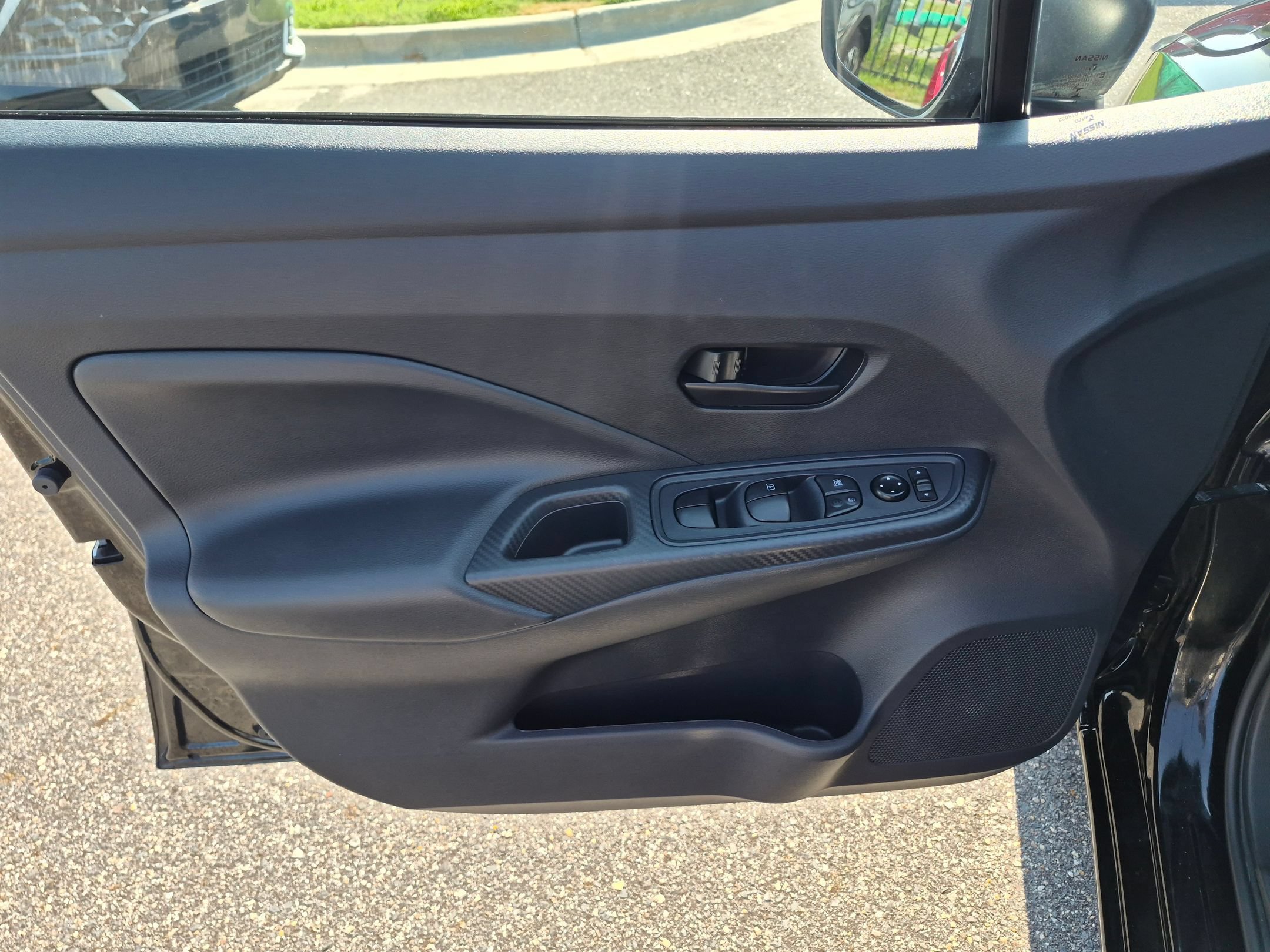 Used 2025 Nissan Versa S w/ Trunk Package FWD image 11