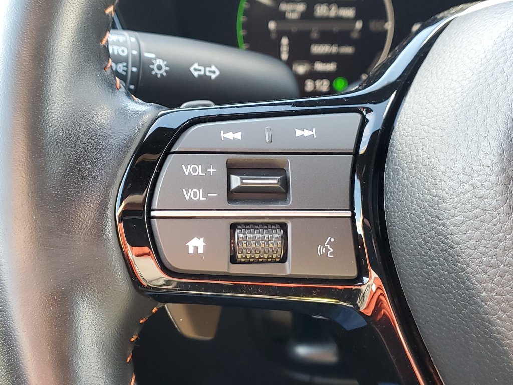 Certified 2025 Honda CR-V Sport Touring image 24