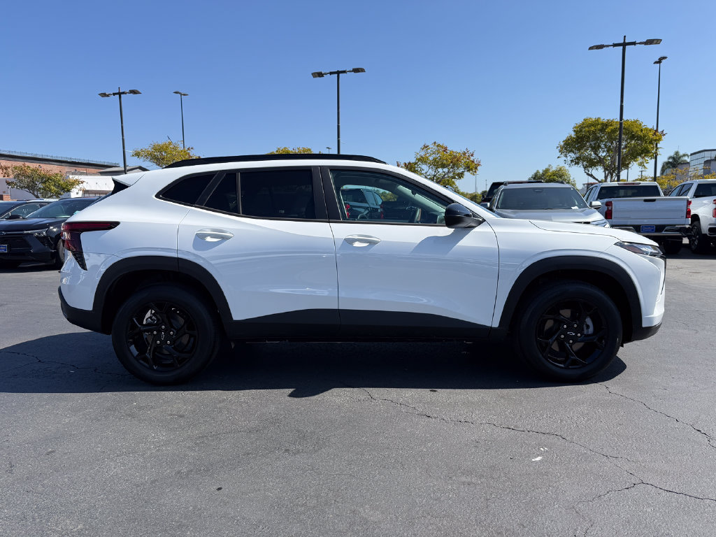 New 2026 Chevrolet Trax LT w/ Driver Confidence Package FWD image 5
