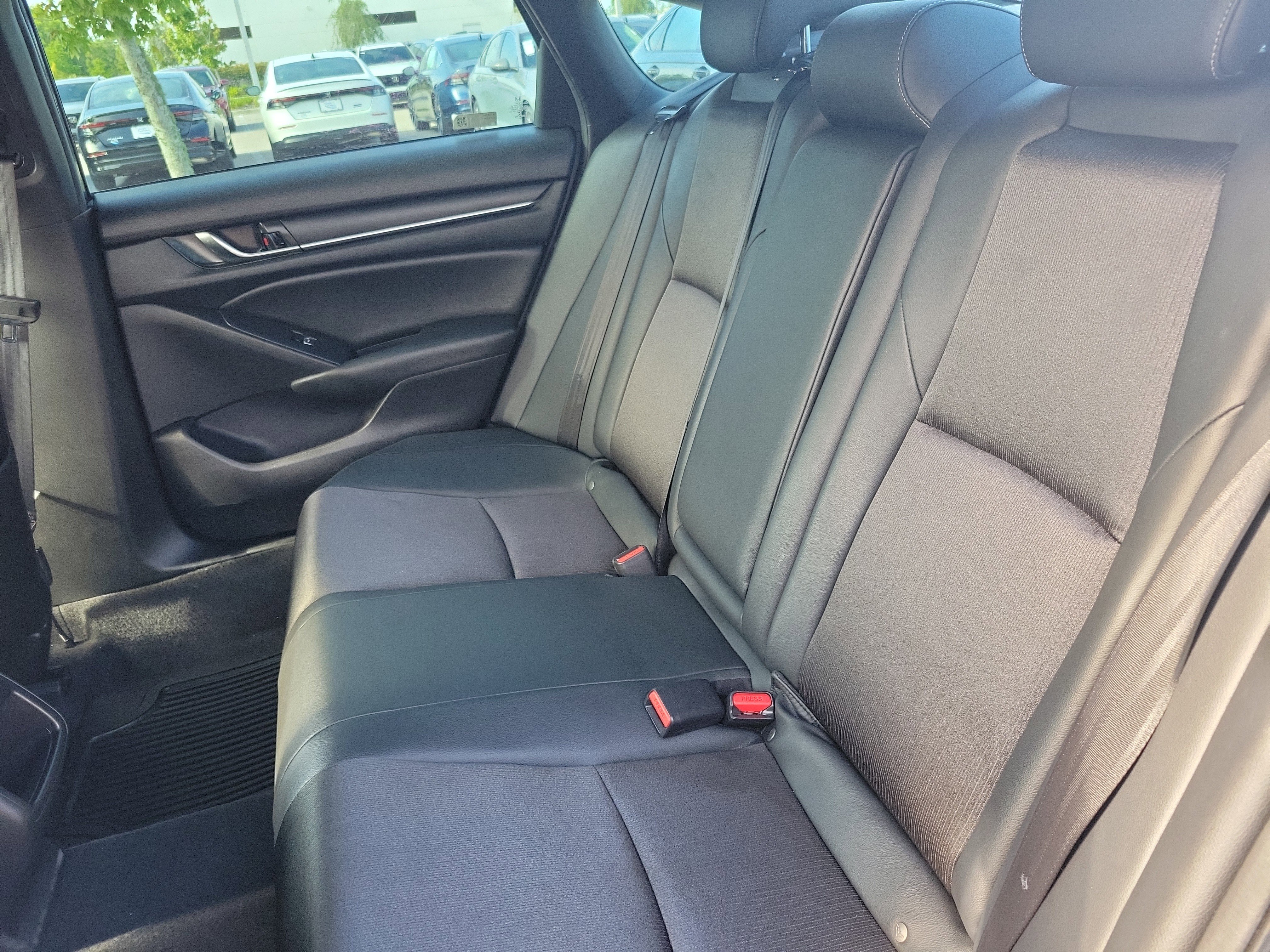 Used 2020 Honda Accord Sport image 16