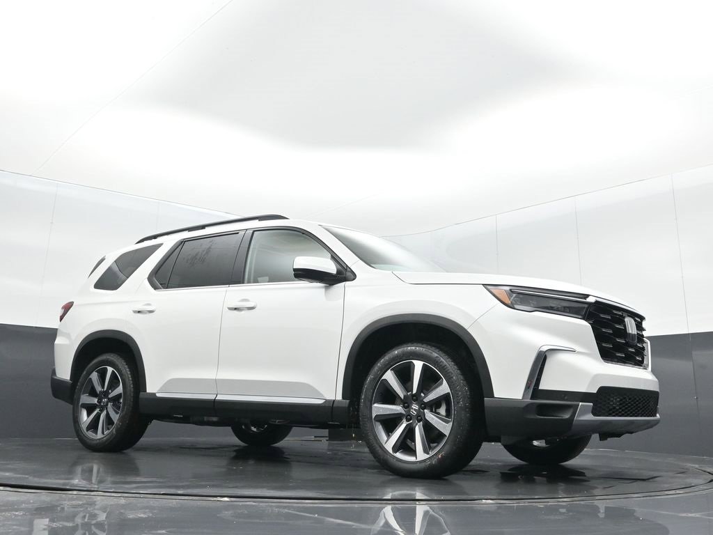 New 2025 Honda Pilot Touring image 26
