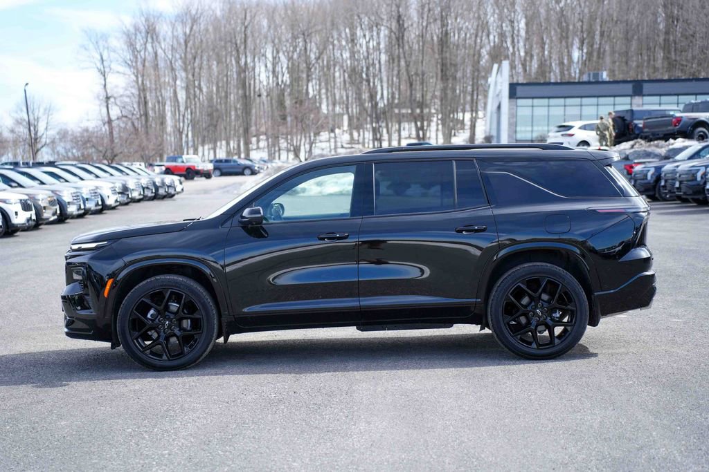 Used 2026 Chevrolet Traverse RS w/ LPO, Floor Liner Package image 8