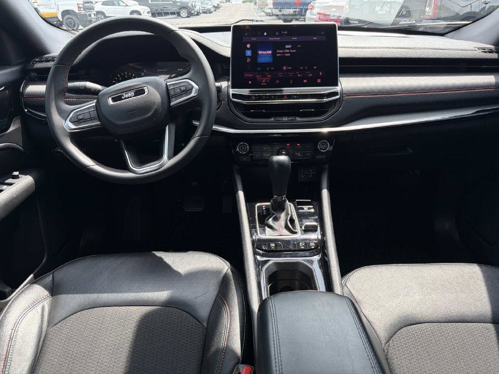 Used 2024 Jeep Compass Trailhawk AWD/4WD image 19